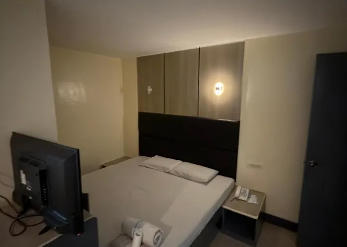 Monumento Hotel *